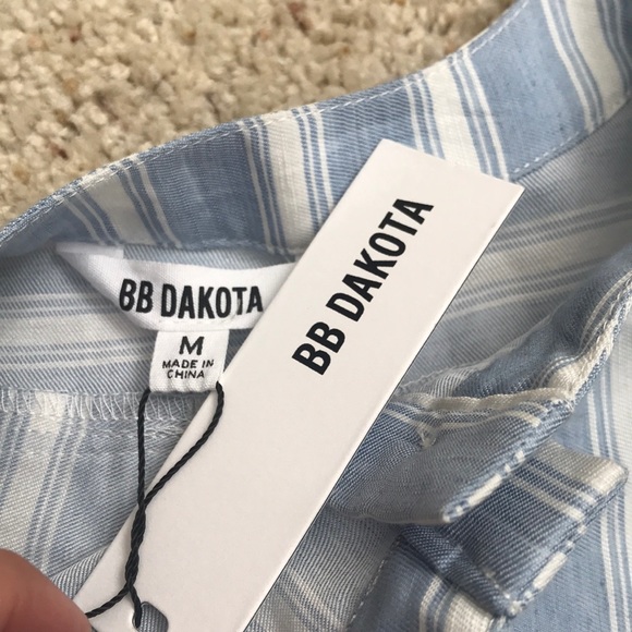 BB Dakota 💙 Sleeveless Chambray Shirtdress - Picture 5 of 6